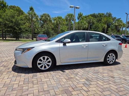 Classic Silver Metallic 2022 Toyota Corolla LE