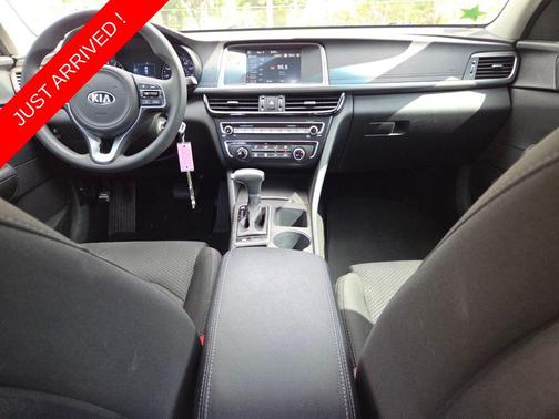 Sparkling Silver 2018 Kia Optima LX