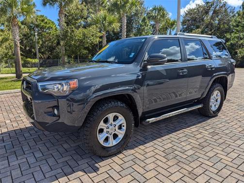 2024 Toyota 4Runner SR5 Premium