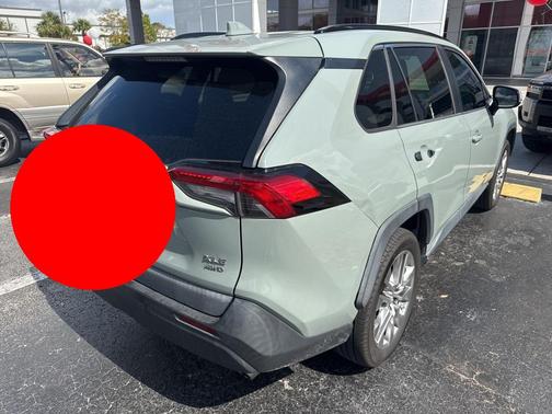 2019 Toyota RAV4 XLE Premium