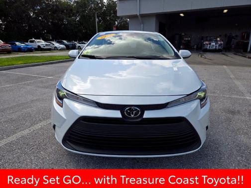 Wind Chill Pearl 2027 Toyota Corolla LE