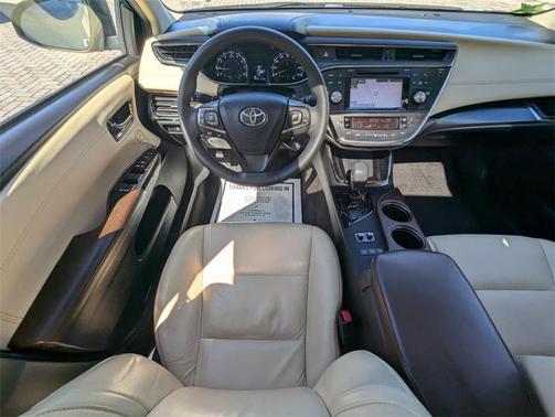 2016 Toyota Avalon XLE Plus