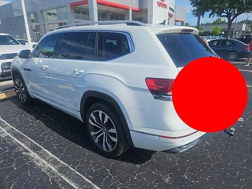 2022 Volkswagen Atlas 3.6L SEL Premium