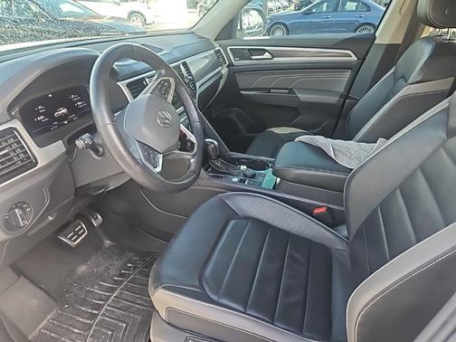 2022 Volkswagen Atlas 3.6L SEL Premium