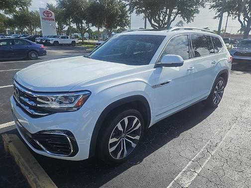2022 Volkswagen Atlas 3.6L SEL Premium