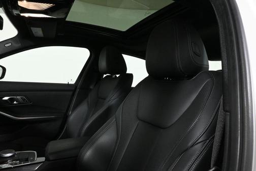 2023 BMW 330e xDrive