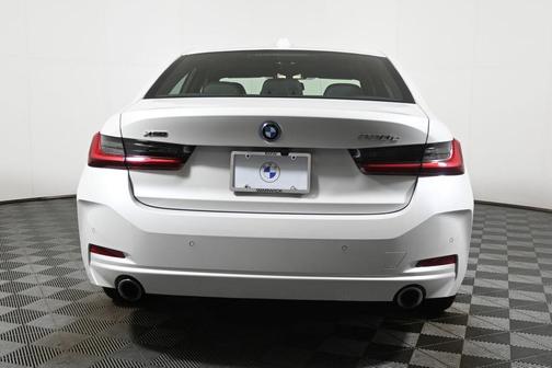 2023 BMW 330e xDrive