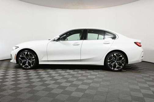 2025 BMW 330 i xDrive