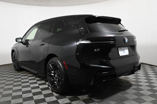 2026 BMW iX xDrive60