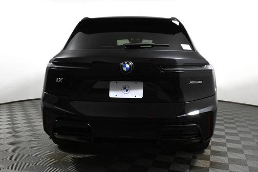 2026 BMW iX xDrive60