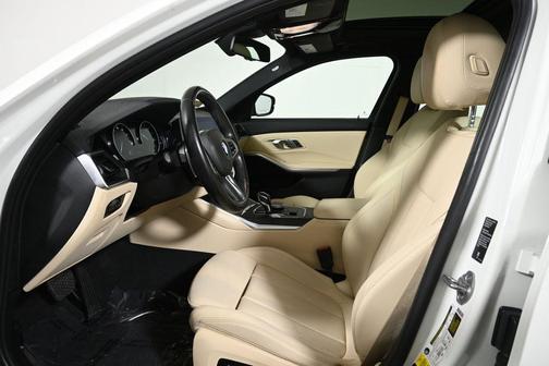 2020 BMW 330 i xDrive