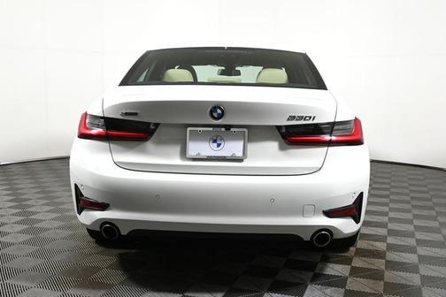 2020 BMW 330 i xDrive
