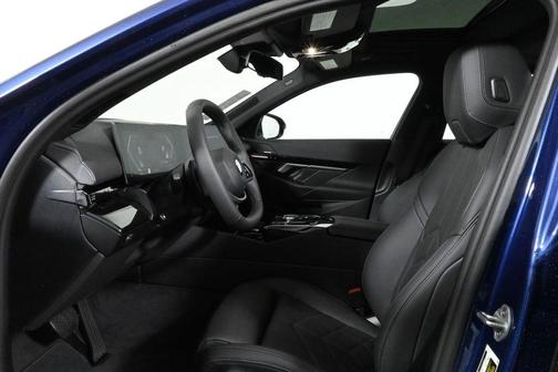 2026 BMW 530 i xDrive