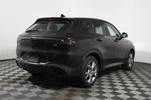 8 BALL 2024 Dodge Hornet R/T Plus