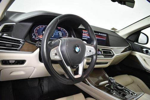 Photo 5 of 13 of 2020 BMW X7 xDrive40i