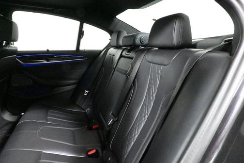 2023 BMW M550 i xDrive