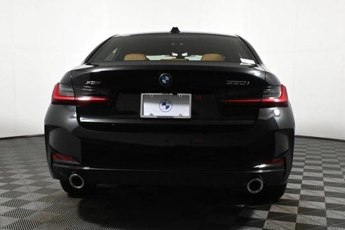 2025 BMW 330 i xDrive