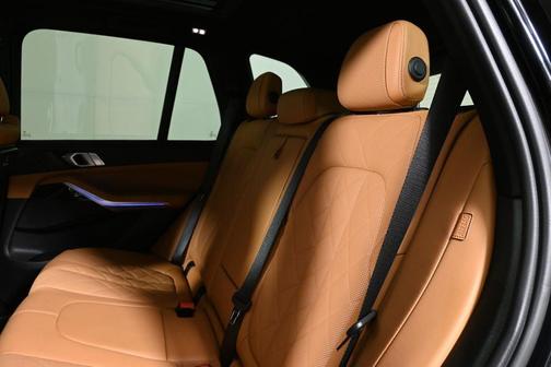 Black Sapphire Metallic 2023 BMW X5 xDrive40i