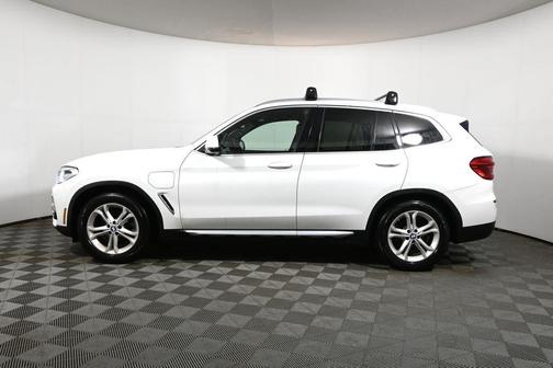 Alpine White 2021 BMW X3 PHEV xDrive30e