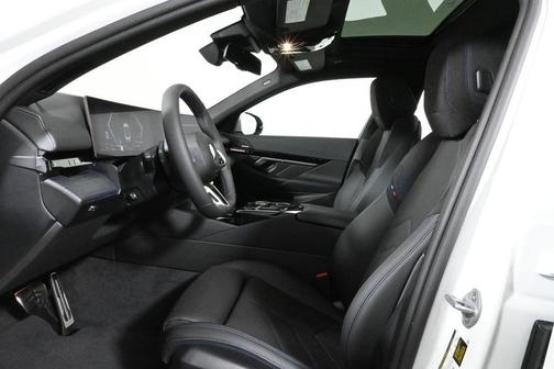 2026 BMW 530 i xDrive