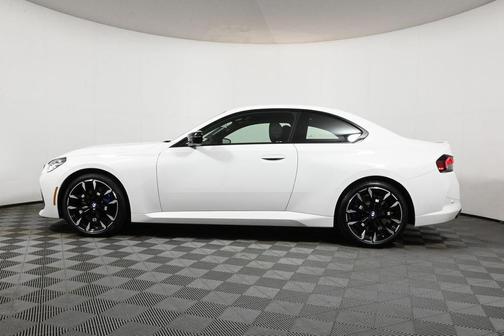 2025 BMW M240 i xDrive