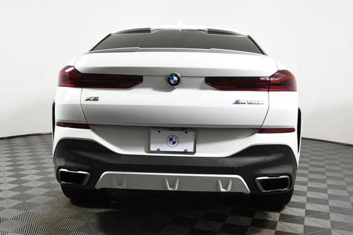 2023 BMW X6 M50i