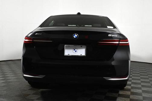 2026 BMW 530 i xDrive