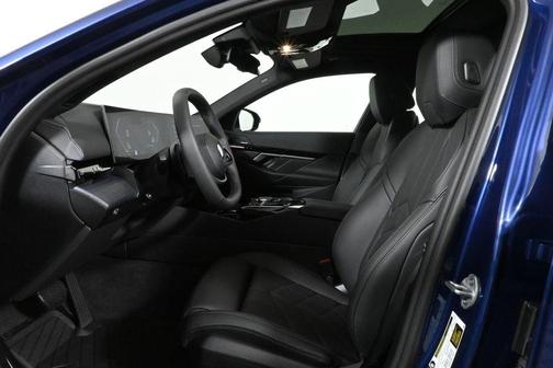 2026 BMW 530 i xDrive