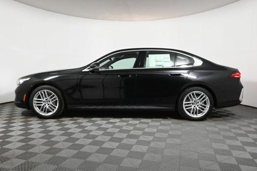 2025 BMW 530 i xDrive