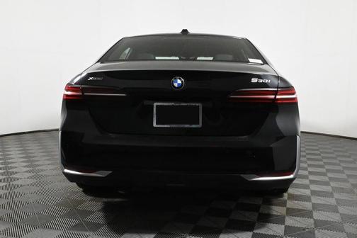 2025 BMW 530 i xDrive