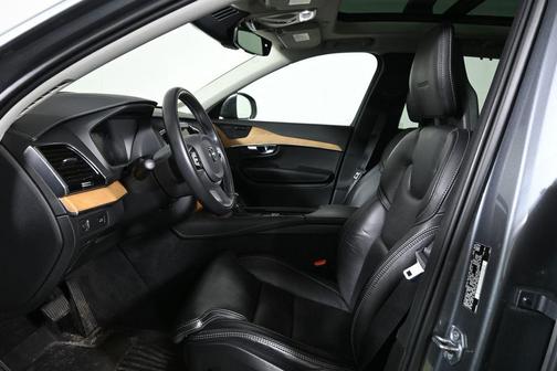 Osmium Gray Metallic 2020 Volvo XC90 T6 Inscription 6 Passenger