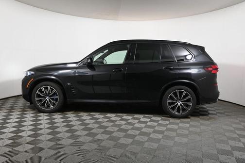 Black Sapphire Metallic 2025 BMW X5 M60i