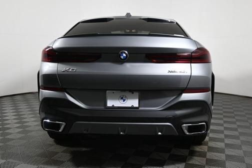2026 BMW X6 xDrive40i