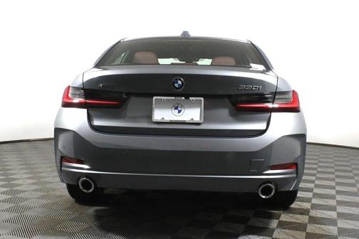 2025 BMW 330 i xDrive