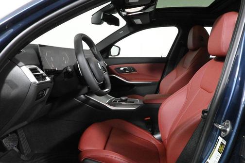 2025 BMW 330 i xDrive