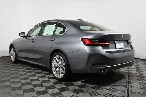 2025 BMW 330 i xDrive