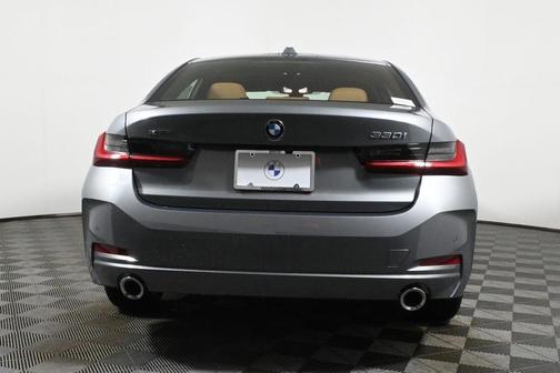 2025 BMW 330 i xDrive