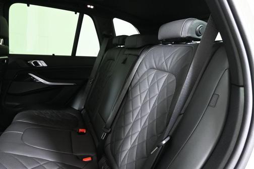 White 2026 BMW X5 xDrive40i