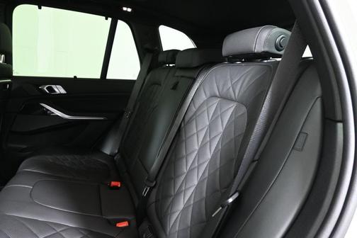 White 2026 BMW X5 xDrive40i