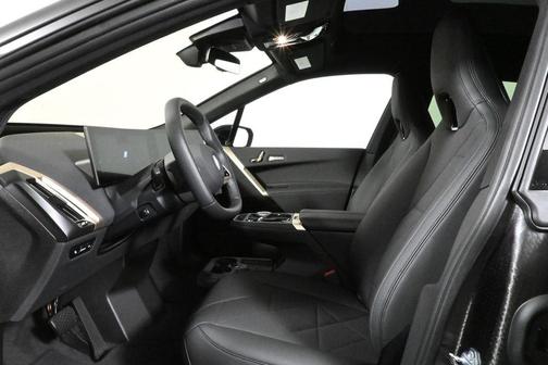 2025 BMW iX xDrive50