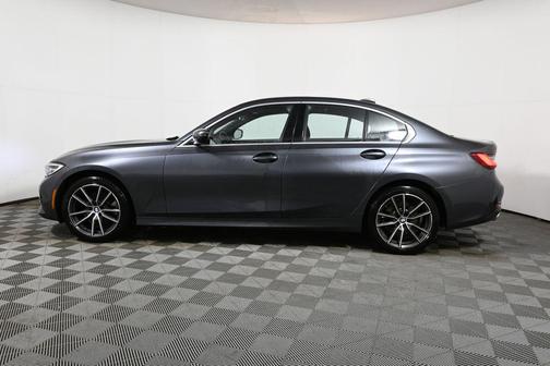 2019 BMW 330 i xDrive