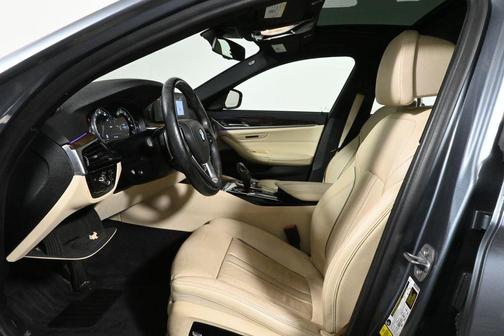 2018 BMW 540 i xDrive