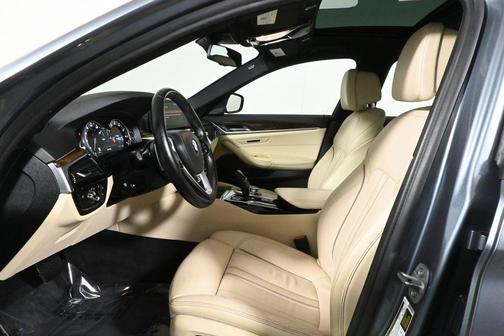 2018 BMW 540 i xDrive