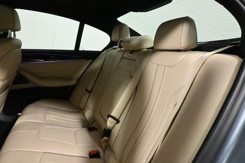 2018 BMW 540 i xDrive