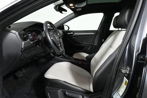 2019 Volkswagen Jetta 1.4T R-Line