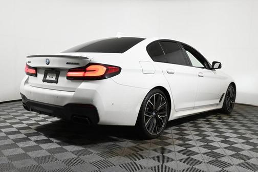2023 BMW M550 i xDrive