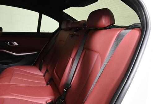 2022 BMW 330 i xDrive