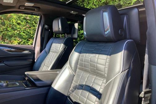 2021 Cadillac Escalade Sport Platinum