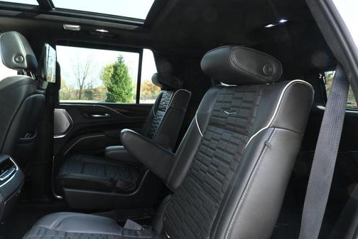 2021 Cadillac Escalade Sport Platinum