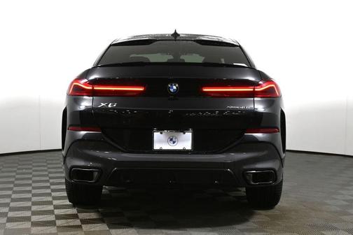 Black Sapphire Metallic 2021 BMW X6 xDrive40i